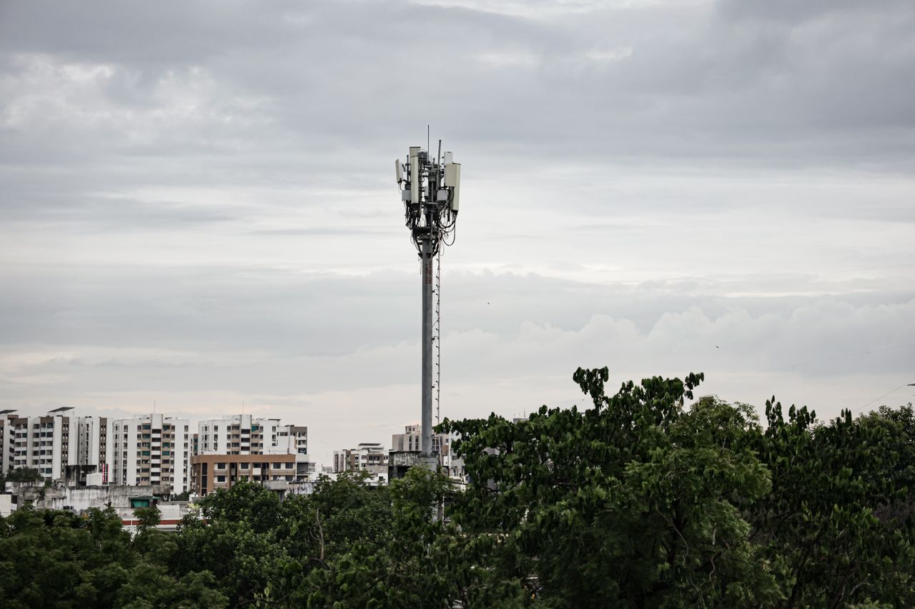 Satellite & 5G Connectivity